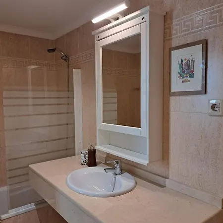 Апартаменты Golden Mile Penthouse, Pool-parking, 5min Beach! *